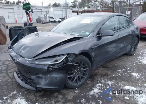 2025 Tesla Model 3 Long Range All-Wheel Drive из США, поврежденный, VIN 5YJ3E1EB4SF913038